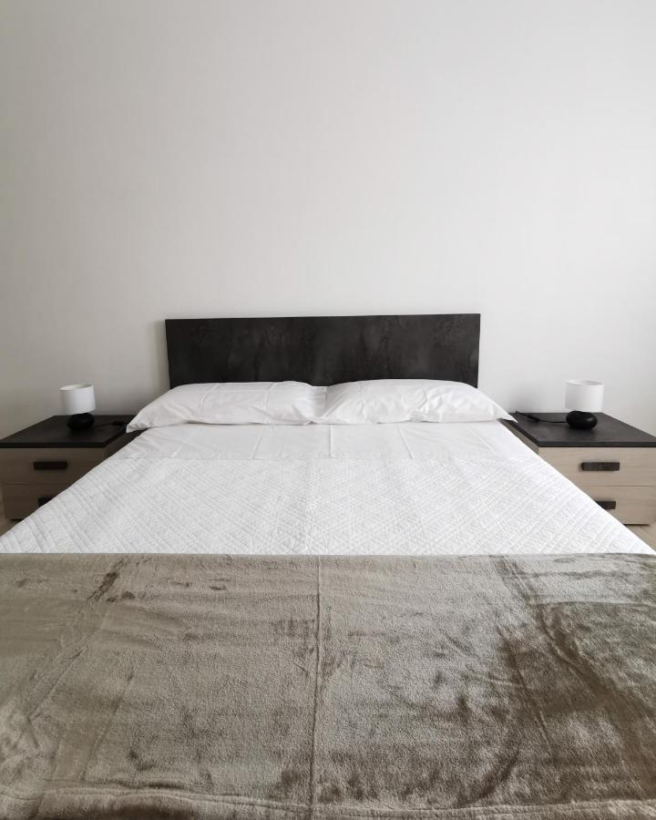 Appartement Casa Crisale à Alba  Extérieur photo